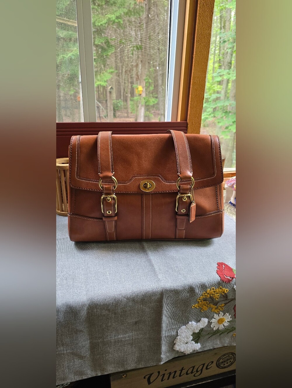 Vintage Coach Hamptons British Tan Flap Shoulder Bag  2007 Brass Turnlock
